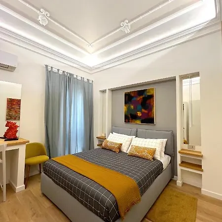 Erasmo 19 Luxury